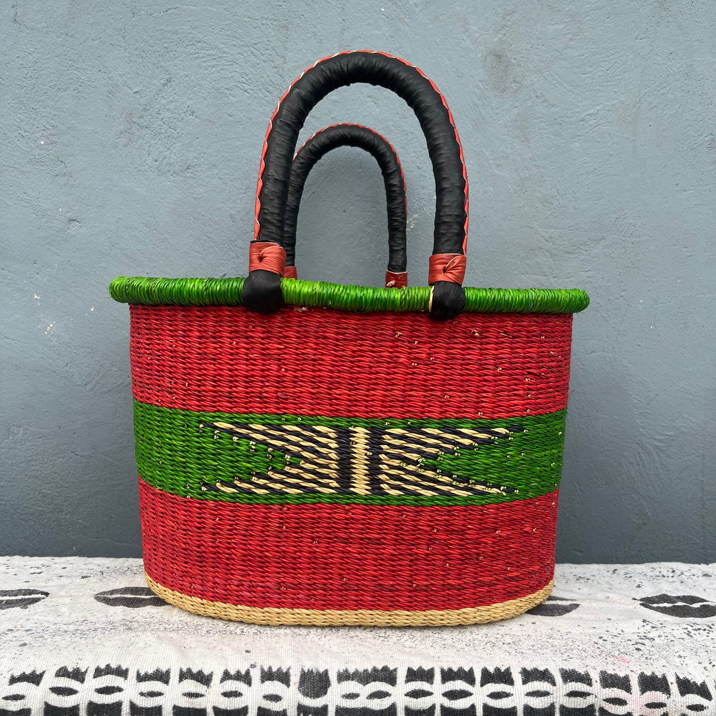 Single Weave Oval Shopper Bolga Basket - arabolgabaskets.com