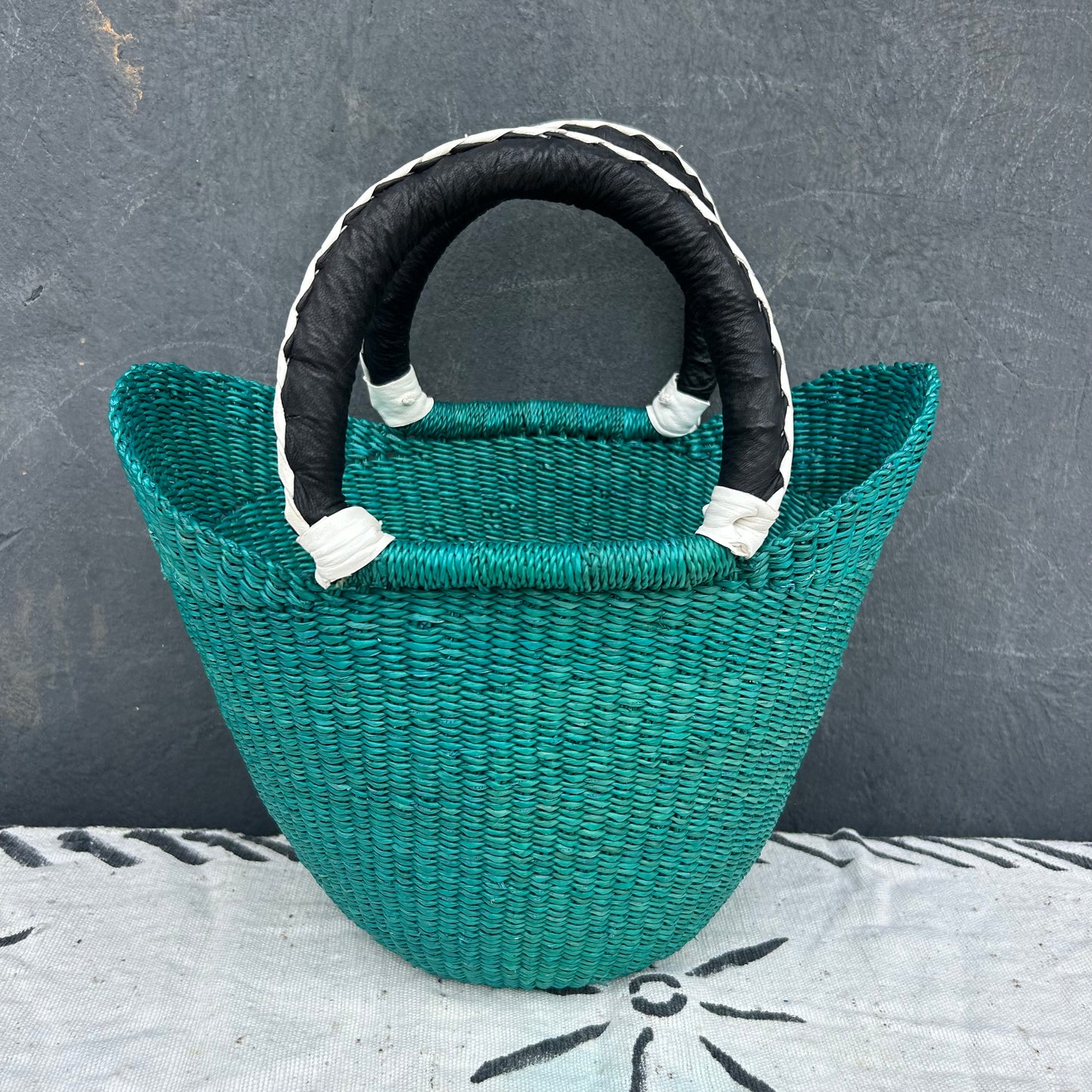 Small U-Shopper Bolga Basket - arabolgabaskets.com