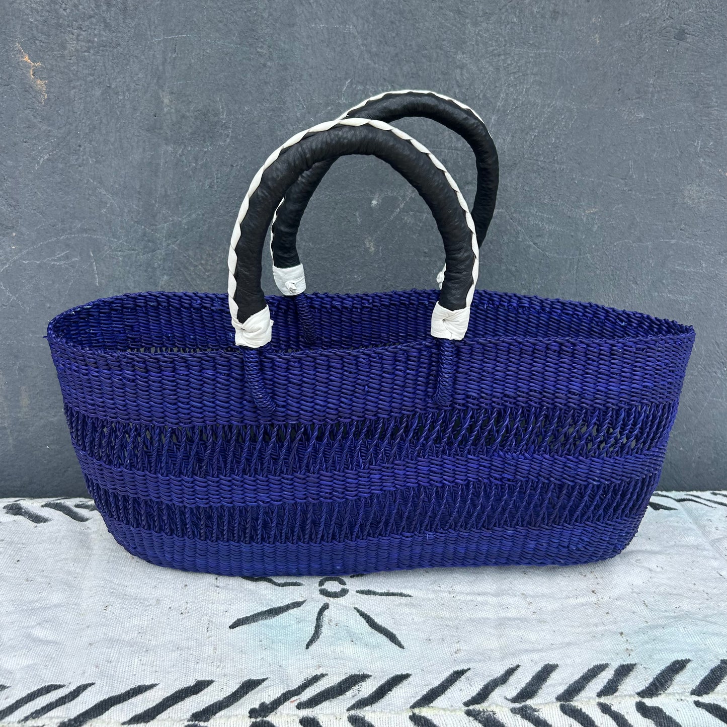 Handwoven Bolga Tote Basket/Picnic Basket/Shopping Basket - arabolgabaskets.com
