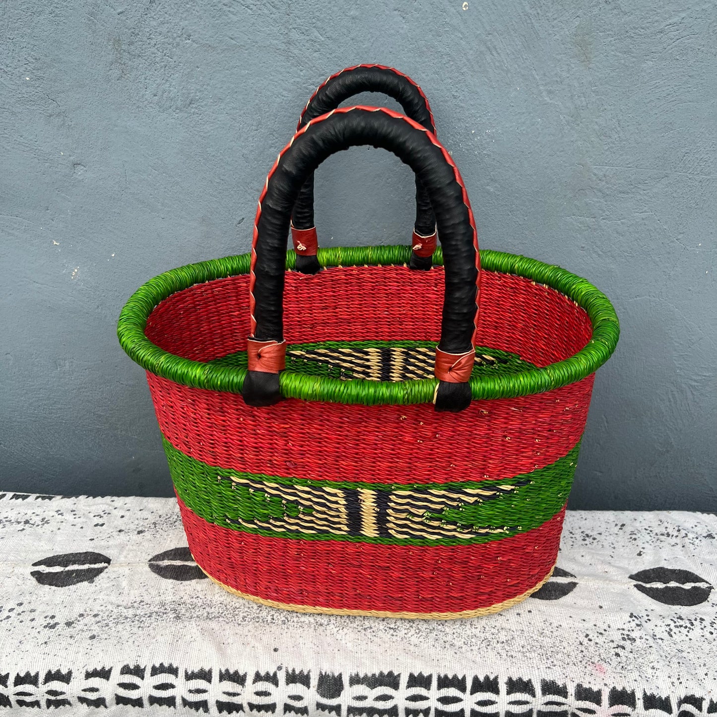 Single Weave Oval Shopper Bolga Basket - arabolgabaskets.com