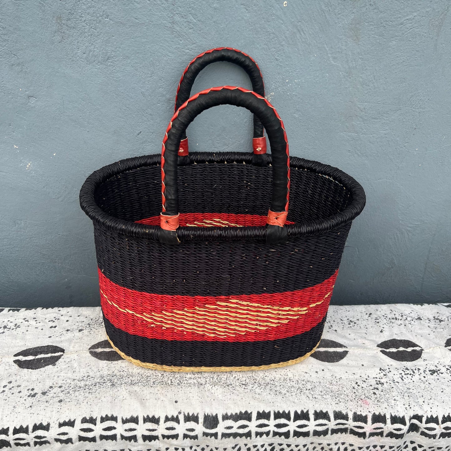 Single Weave Oval Shopper Bolga Basket - arabolgabaskets.com