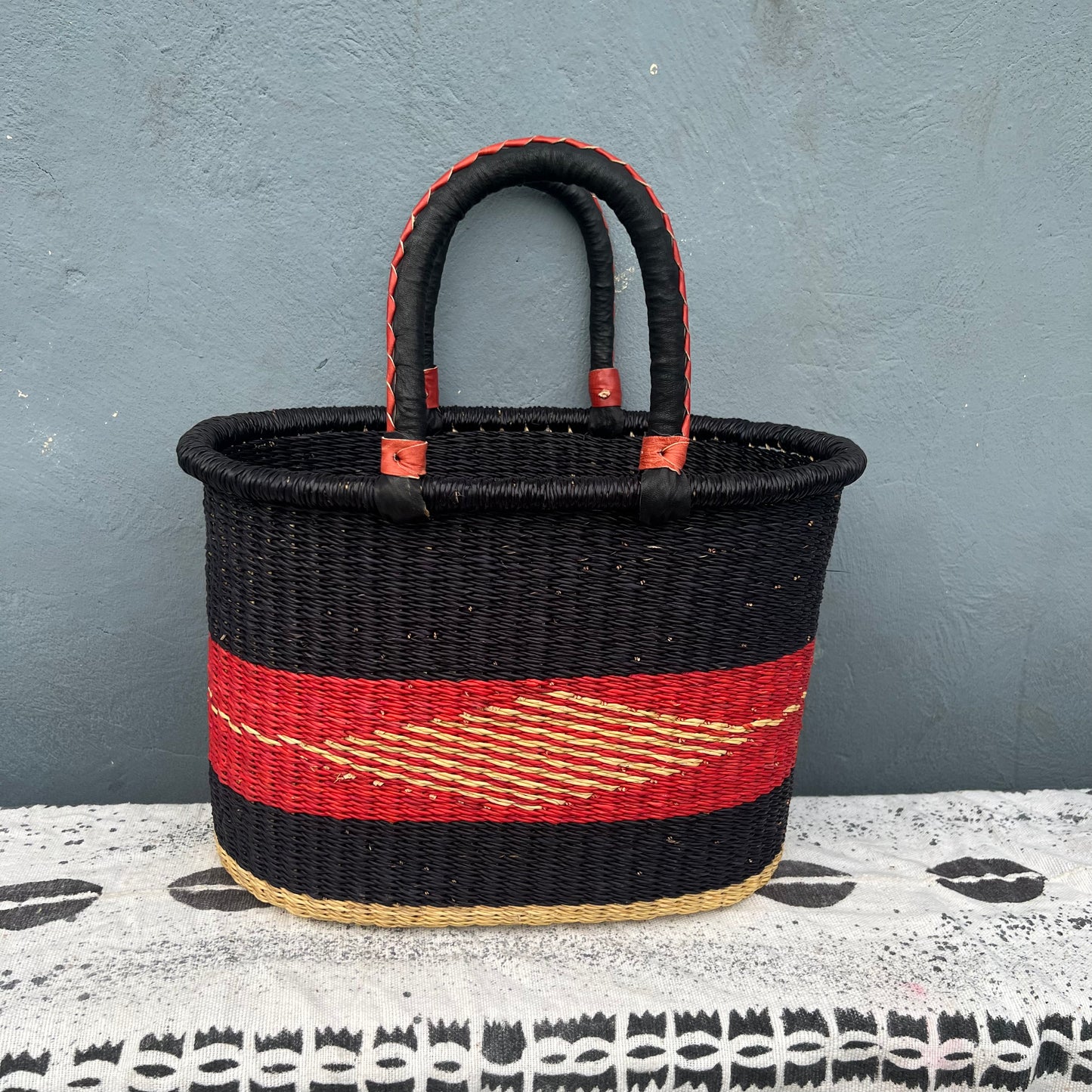 Single Weave Oval Shopper Bolga Basket - arabolgabaskets.com