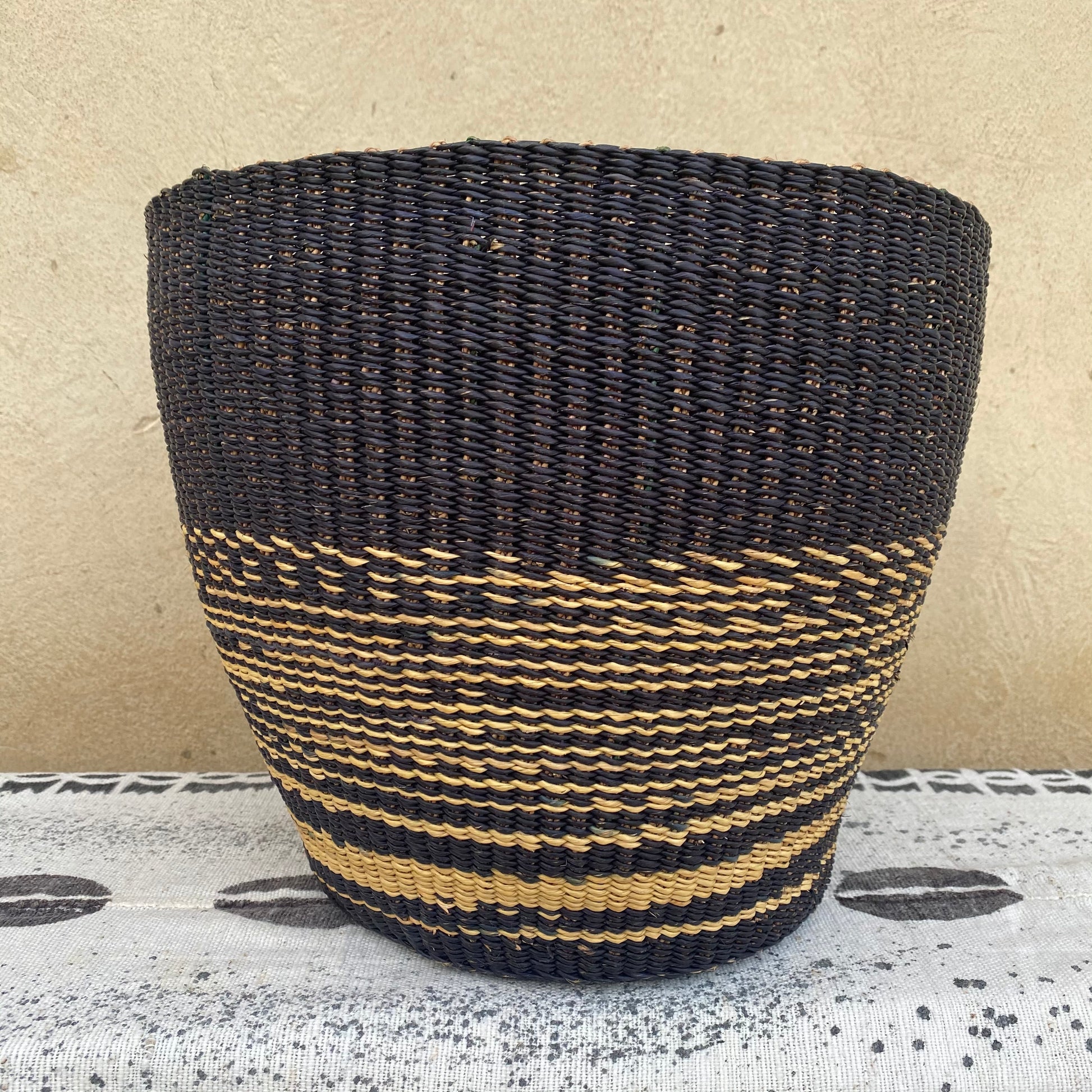 Handwoven Bolga Planter Basket - arabolgabaskets.com