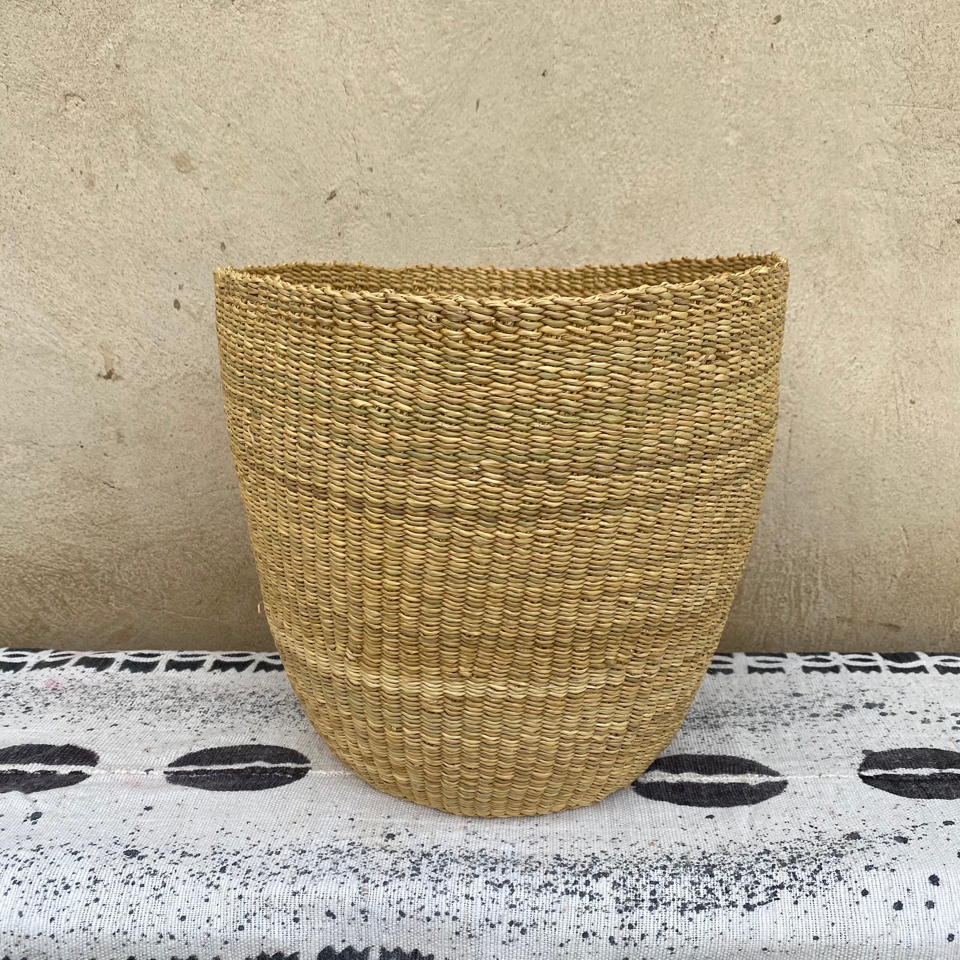 Handwoven Bolga Planter Basket - arabolgabaskets.com