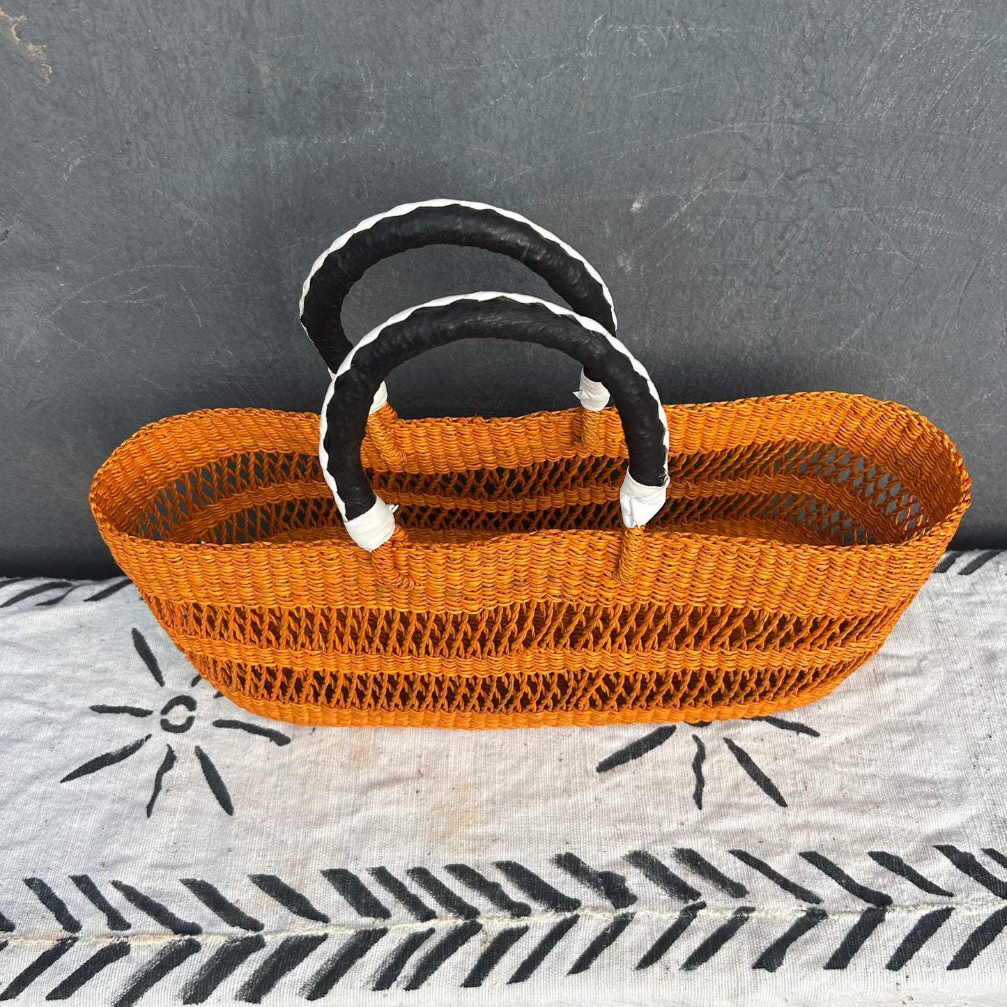 Handwoven Bolga Tote Basket/Picnic Basket/Shopping Basket - arabolgabaskets.com