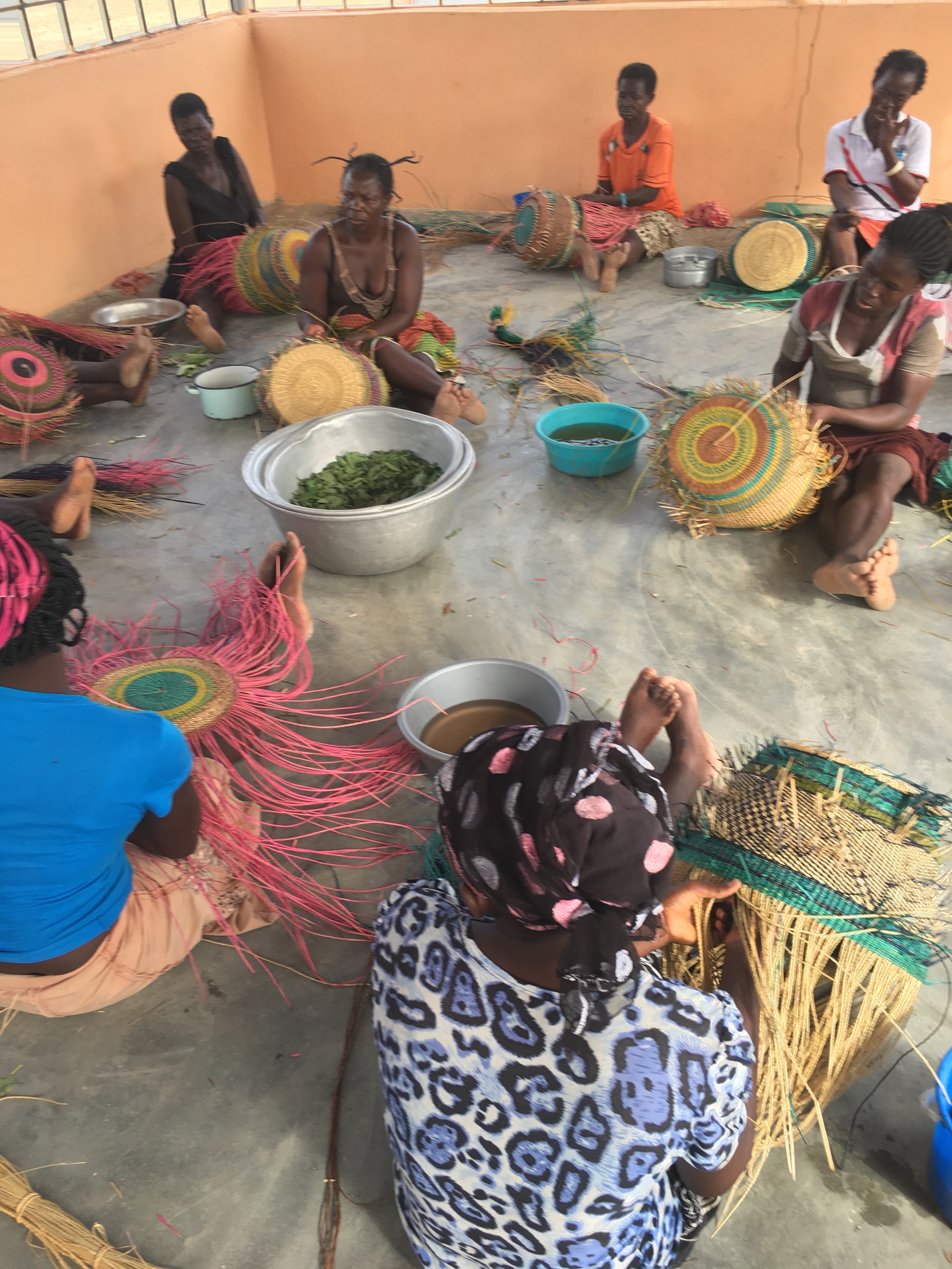 ARA Bolga Baskets weavers in ZOGKO-Atangsenka. These women and some other weaving groups makes our multi-purposed shopping baskets called U-shopper. These weaves are great weavers and are lovely to work with. These Bolga Baskets are friendly to use.
