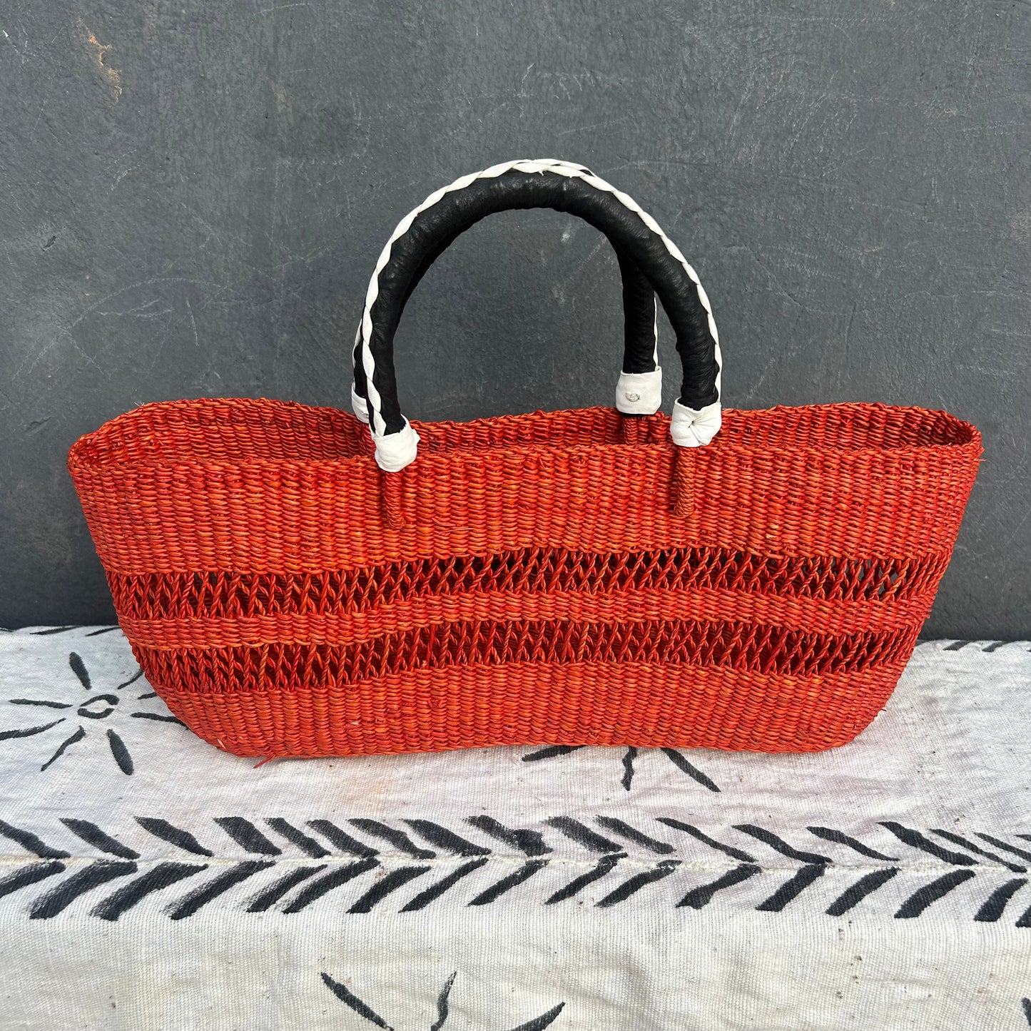 Handwoven Bolga Tote Basket/Picnic Basket/Shopping Basket - arabolgabaskets.com
