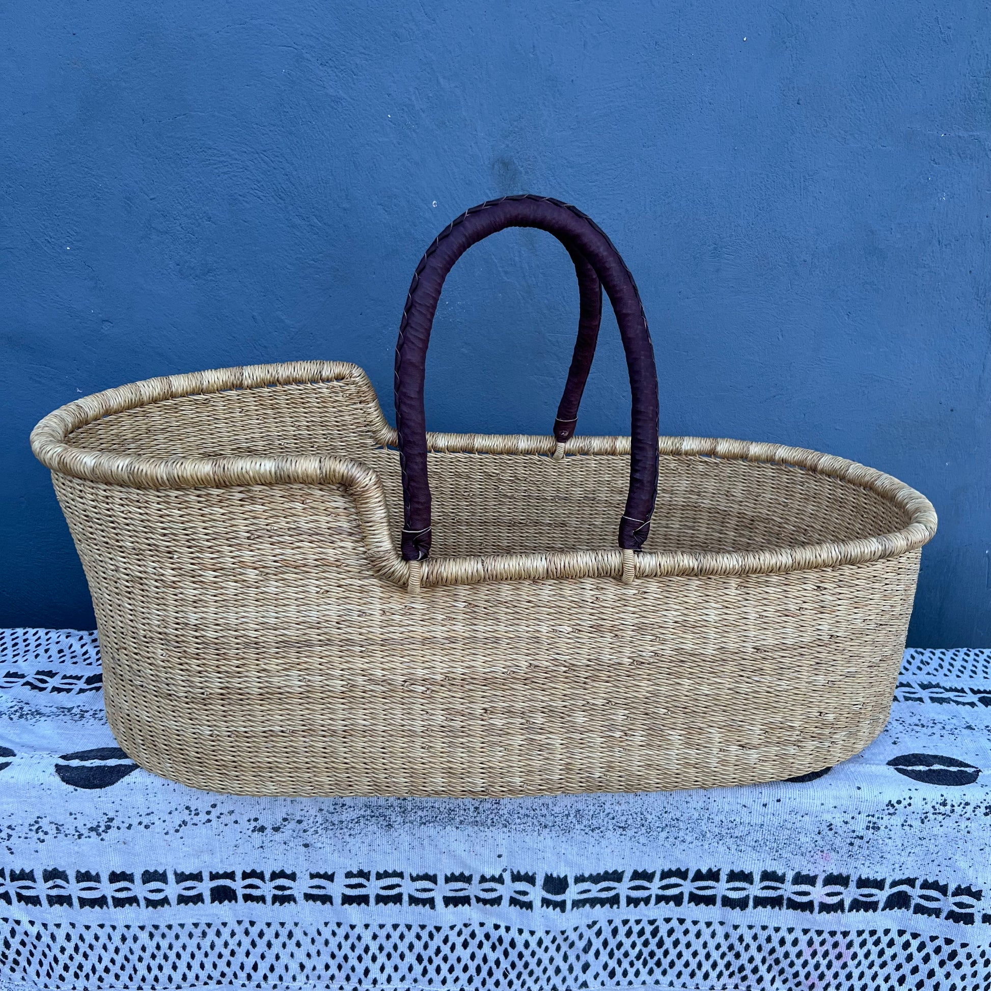 Bassinet/ Babies Cot/Bolga Moses Basket - arabolgabaskets.com