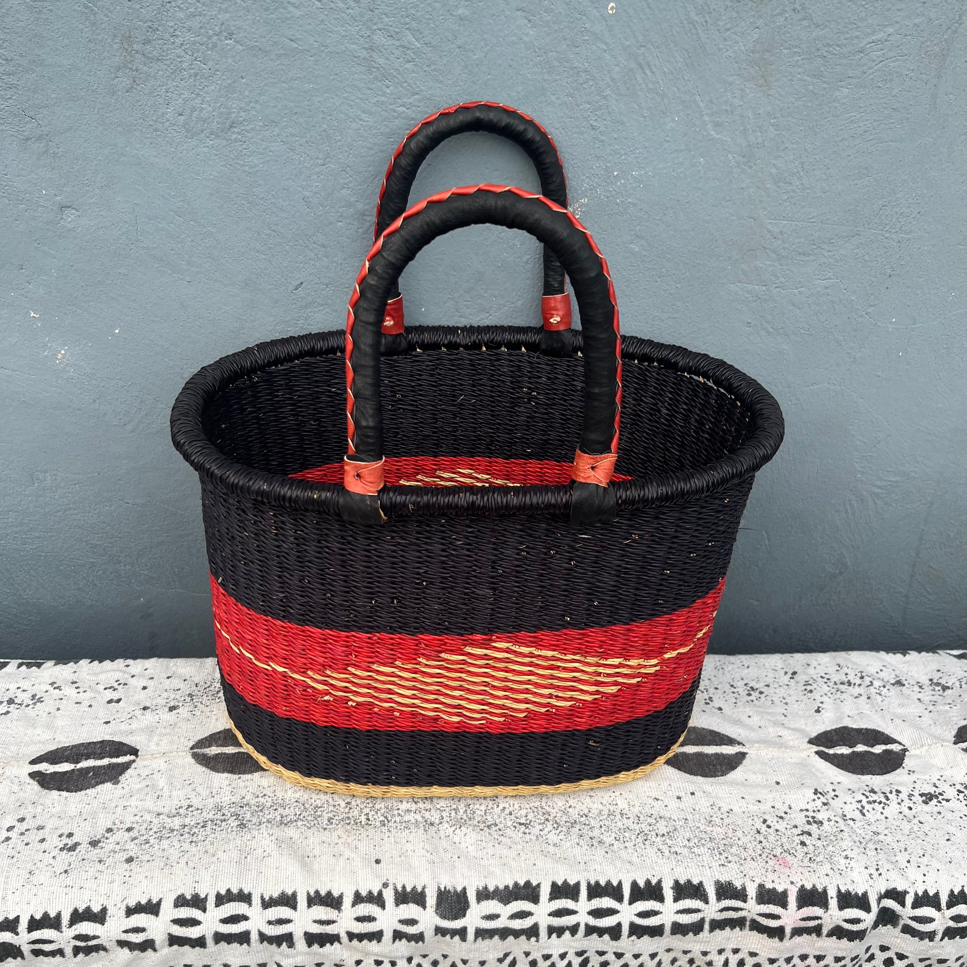 Single Weave Oval Shopper Bolga Basket - arabolgabaskets.com