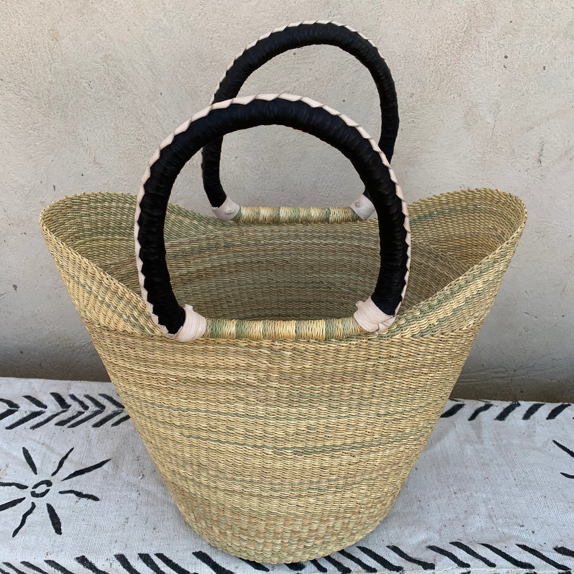 Large U-Shopper Bolga Basket - arabolgabaskets.com