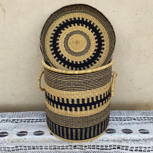 Black & Natural Lidded Bolga Hamper Basket/Laundry Basket - arabolgabaskets.com